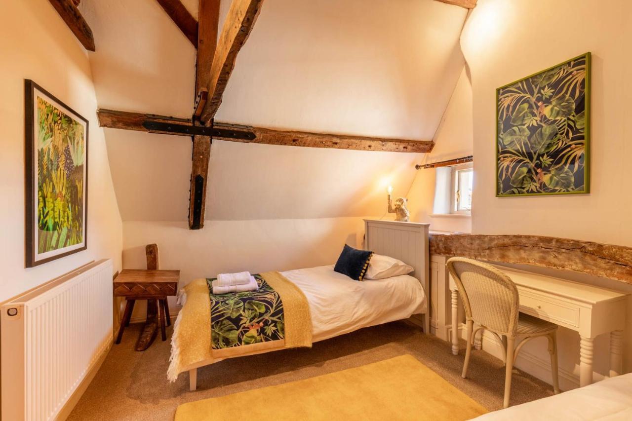 Host & Stay - The Old Paul Pry Holt  Eksteriør bilde